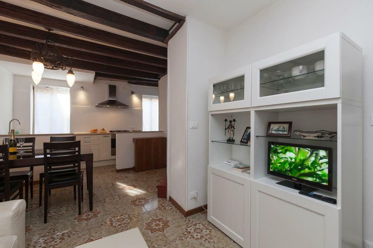 Le Ancore Apartment Few Steps From Biennale Art Venetië Buitenkant foto