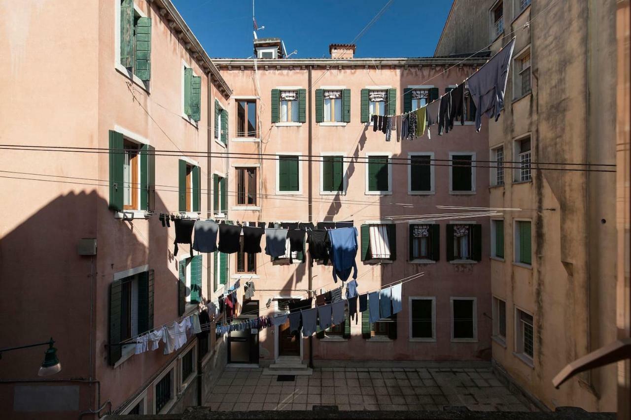 Le Ancore Apartment Few Steps From Biennale Art Venetië Buitenkant foto